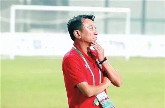 格伦·克洛斯、莎拉·保罗森、泰亚娜·泰勒、金·卡戴珊、妮... 法鲨归来！