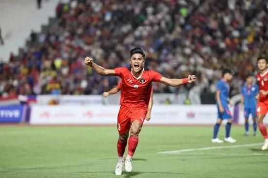鬼才蒂姆·伯顿当选本届戛纳电影节评委会主席 2010-01-26 北京时间1月26日消息，第63届戛纳电影节组委会今天宣布，美国导演蒂姆·波顿当选第63届戛纳电影节评委会主席。