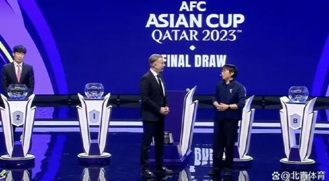 这种“从群众中来,到群众中去”的人生轨迹,展现了革命者与故土、与人民的深厚联结,也让人物形象更加立体丰满。