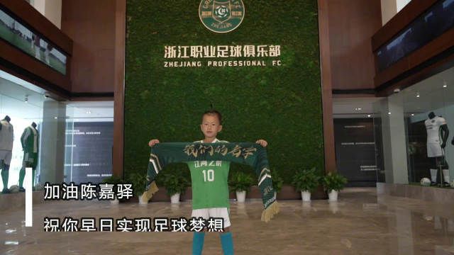 《快把我哥带走》炼成记 彭昱畅教你坑妹必杀技 2018-08-22 由郑芬芬执导，张子枫、彭昱畅领衔主演，改编自中国人气漫画家幽•灵姐妹畅销漫画的同名电影《快把我哥带走》已正式登陆各大院线，上映5天累计票房突破一亿五千万，以黑马姿态开启了国产青春电影2.0时代。