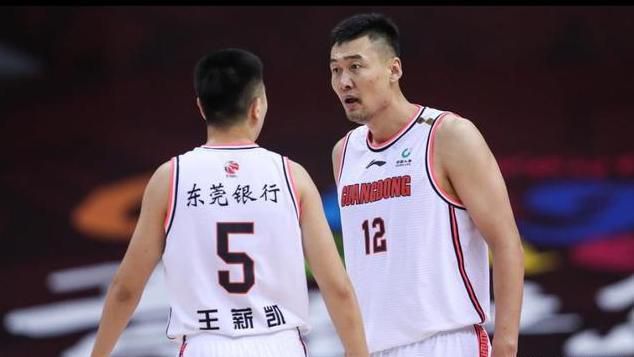 《驯龙高手3》口碑解禁获高分:视觉效果超越以往 2019-01-03 近日,梦工厂动画《驯龙高手3》的外媒评价新鲜出炉,Metascore高达82分,5家媒体评分最高90分,最低75分,烂番茄目前维持在100%新鲜度,值得期待。