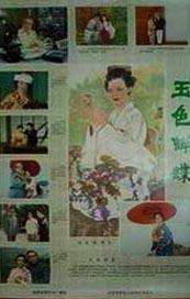 小罗伯特唐尼现身外滩引粉丝疯狂 2018-04-18 4月18日下午，有网友晒出了在上海外滩偶遇小罗伯特唐尼的照片，他戴着米色帽子和墨镜，与同行工作人员边走边聊，状态十分放松。