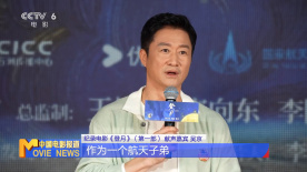 奥利弗·斯通曾在1993年担任第一届上海国际电影节评委，当时其作品《刺杀肯尼迪》曾在上海放映。